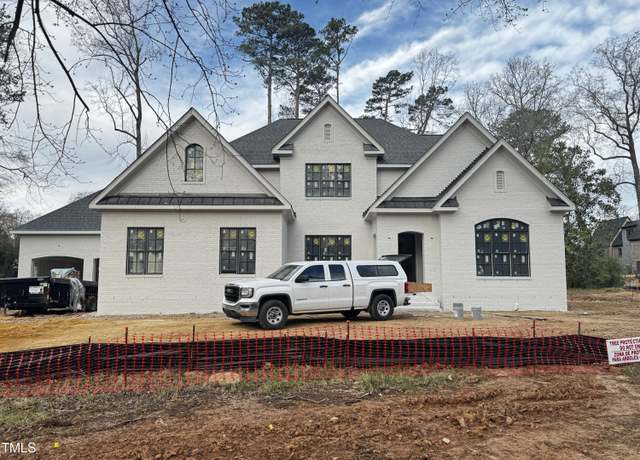 Property at 6805 Greystone Dr, Raleigh, NC 27615, 5 beds, 6 baths