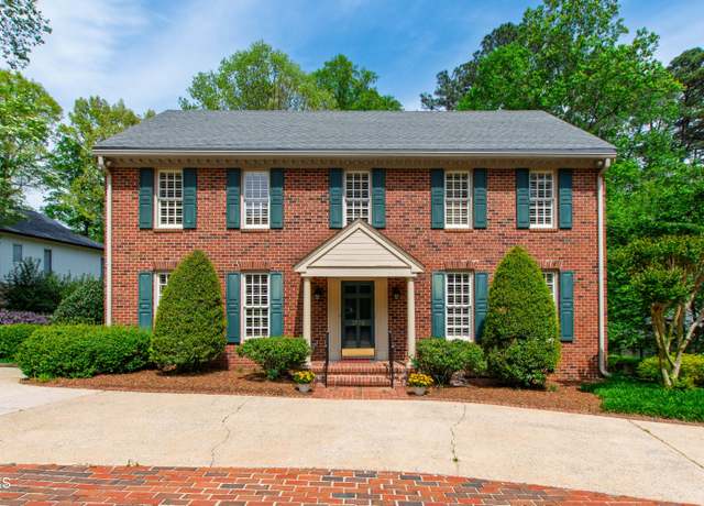 Property at 2720 Townedge Ct, Raleigh, NC 27612, 4 beds, 3.5 baths