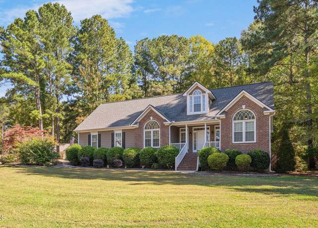 Property at 100 Bradborne Cir, Clayton, NC 27520, 4 beds, 2 baths