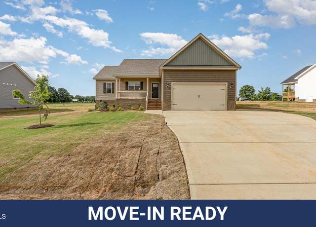 Property at 112 Royal Ave, Selma, NC 27576, 3 beds, 2.5 baths