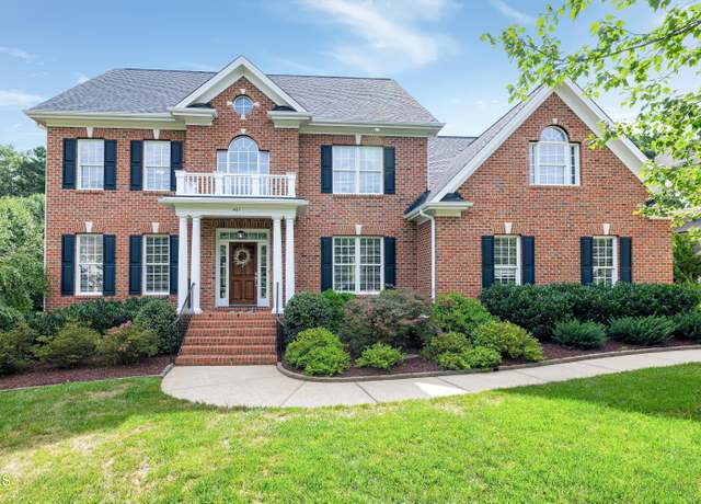 Property at 401 Felspar Way, Cary, NC 27518, 4 beds, 4.5 baths