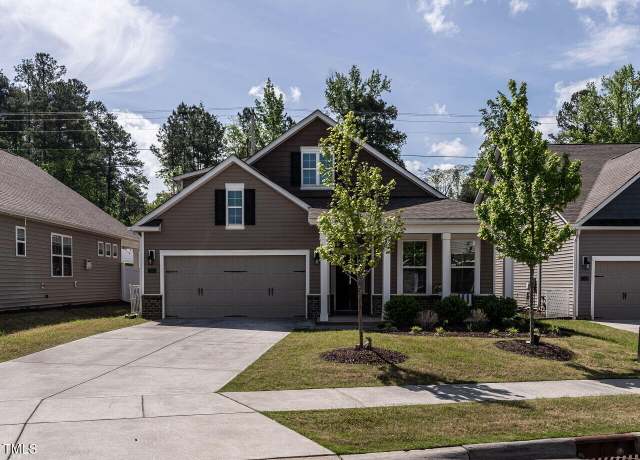 Property at 1242 Underbrush Dr, Durham, NC 27703, 4 beds, 3 baths