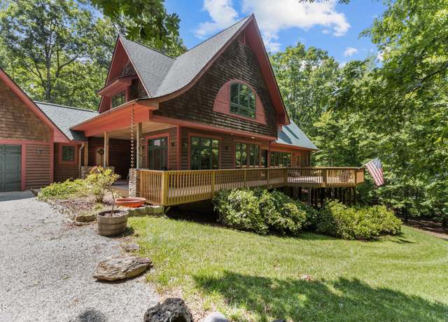Property at 4110 Stoneycreek Rd, Chapel Hill, NC 27514, 4 beds, 3.5 baths