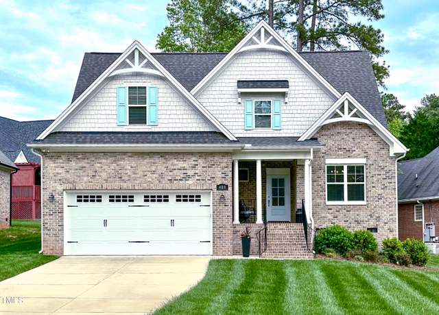 Property at 409 Eagle Ct, Henderson, NC 27536, 4 beds, 2.5 baths