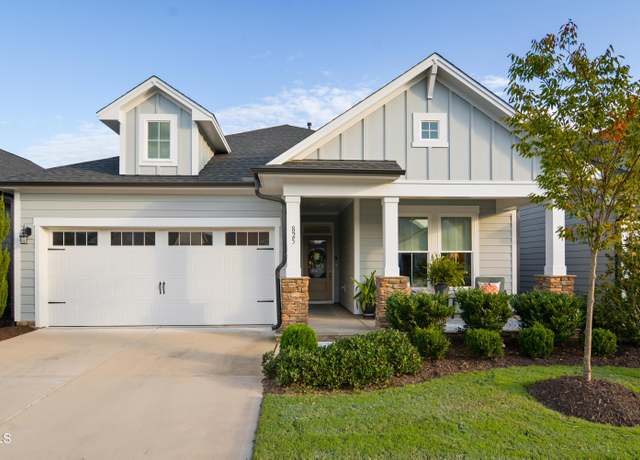 Property at 825 Flower Manor Dr, Wendell, NC 27591, 2 beds, 2 baths