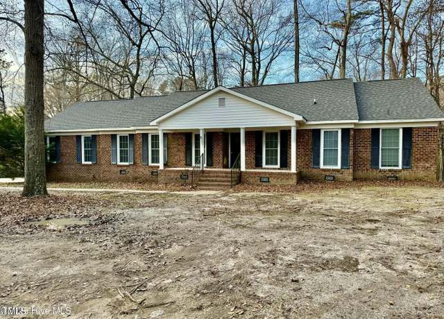 Property at 2900 Tripp Ln, Greenville, NC 27834, 3 beds, 2 baths