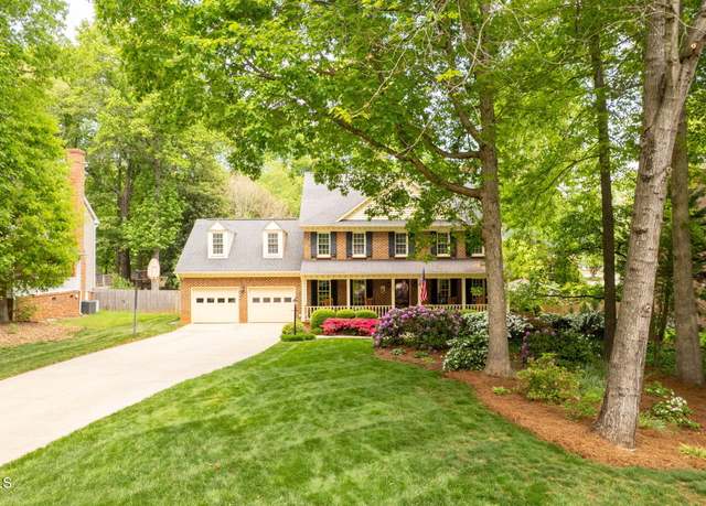 Property at 102 Pin Oak Ct, Elon, NC 27244, 4 beds, 2.5 baths