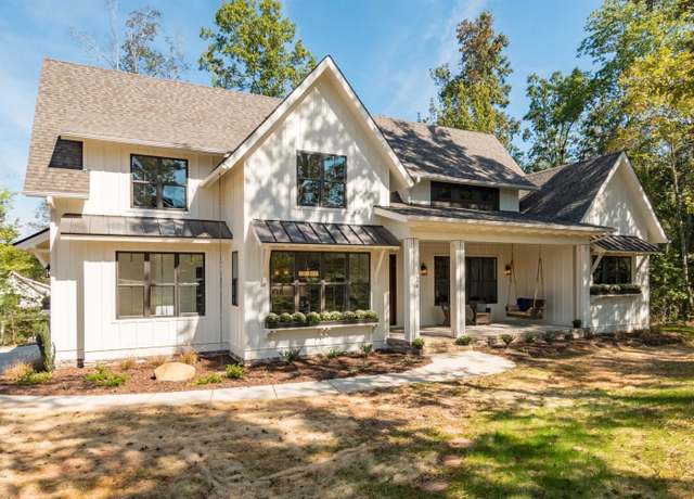 Property at 34 Chestnut Creek Way, Chapel Hill, NC 27516, 4 beds, 3.5 baths