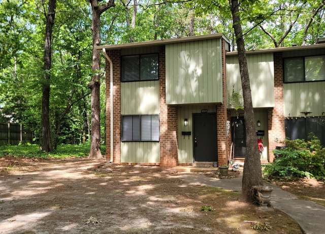 Property at 1222 Teakwood Pl, Raleigh, NC 27606, 2 beds, 1.5 baths