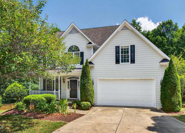 Property at 27 Garden Hills Ct, Durham, NC 27712, 4 beds, 2.5 baths