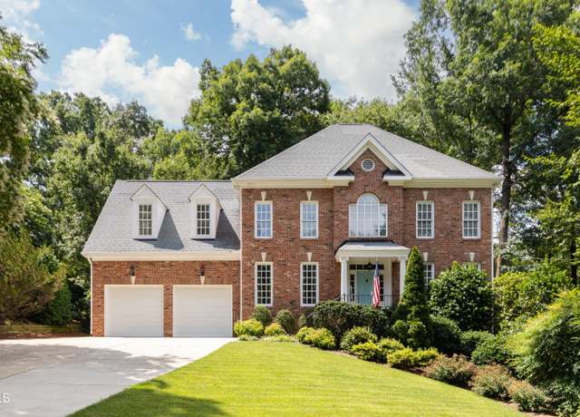 Property at 3359 Hampton Rd, Raleigh, NC 27607, 4 beds, 3.5 baths