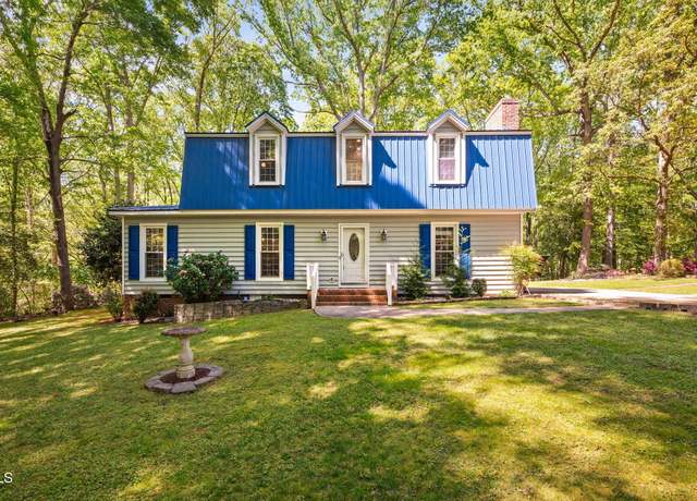 Property at 3312 Shannon Cir, Apex, NC 27539, 3 beds, 3.5 baths