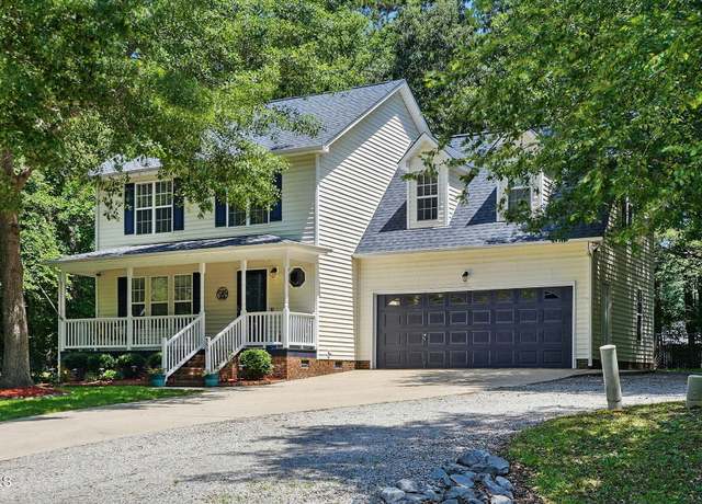 Property at 353 Spearhead Pl, Clayton, NC 27520, 3 beds, 2.5 baths