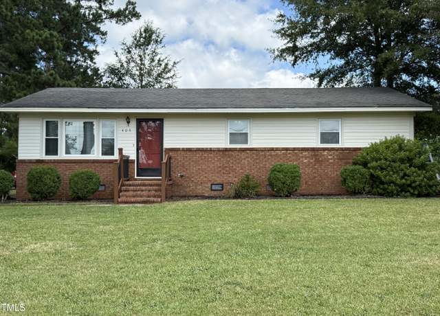 Property at 404 W A St, Erwin, NC 28339, 4 beds, 2 baths