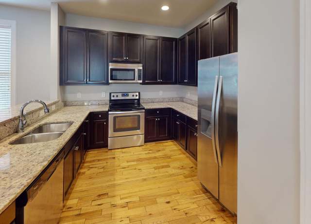 Property at 918 Chaney Rd, Raleigh, NC 27606, 4 beds, 3 baths