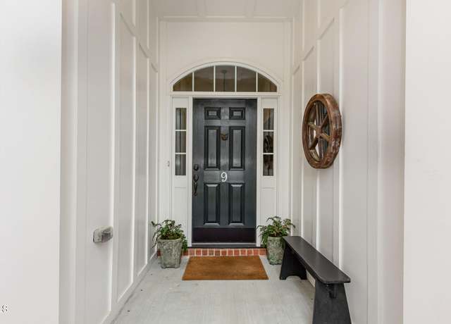 Property at 9 Hayden Pond Ln, Chapel Hill, NC 27517, 4 beds, 3.5 baths