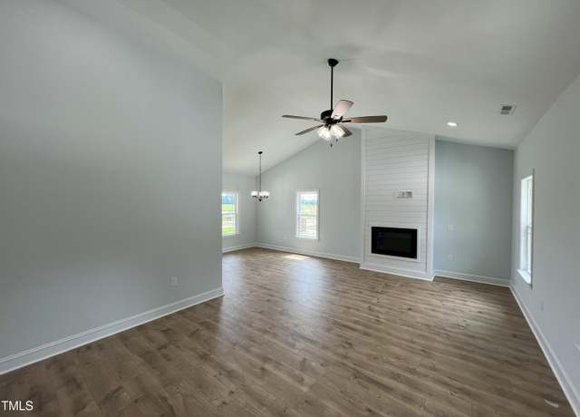 Property at 512 S Vance St, Fremont, NC 27830, 3 beds, 2 baths