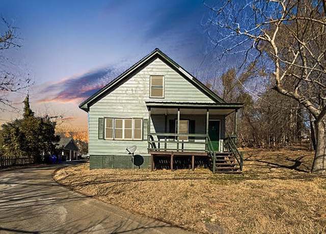 Property at 530 W King St, Hillsborough, NC 27278, 2 beds, 1 bath