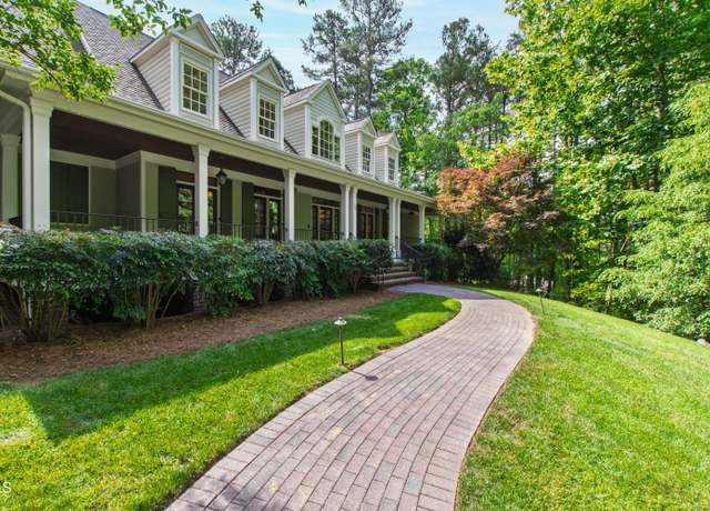 Property at 131 Lavinia Ln, Chapel Hill, NC 27516, 4 beds, 5 baths