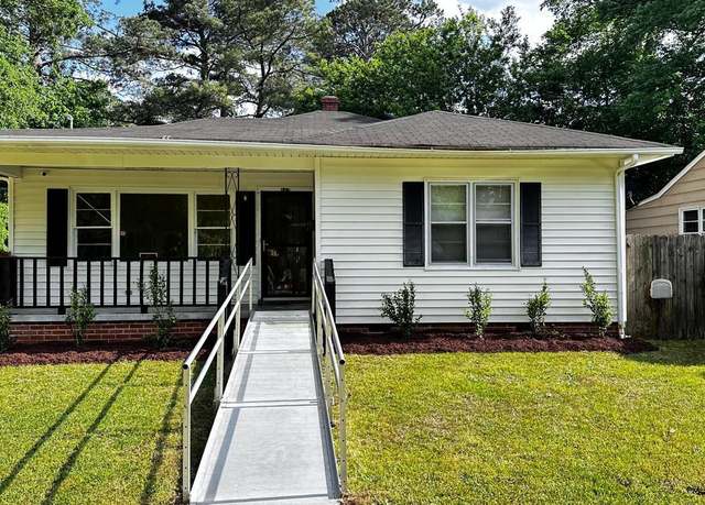 Property at 823 Dixon St, Kinston, NC 28501, 2 beds, 1 bath