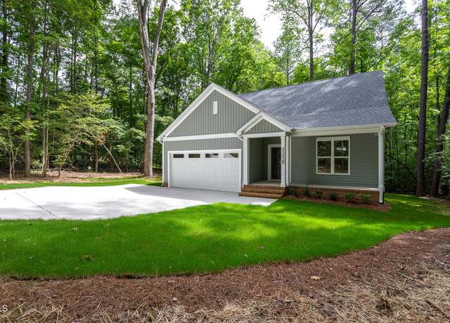 Property at 3258 Yorkshire Cir, Sanford, NC 27332, 3 beds, 2 baths