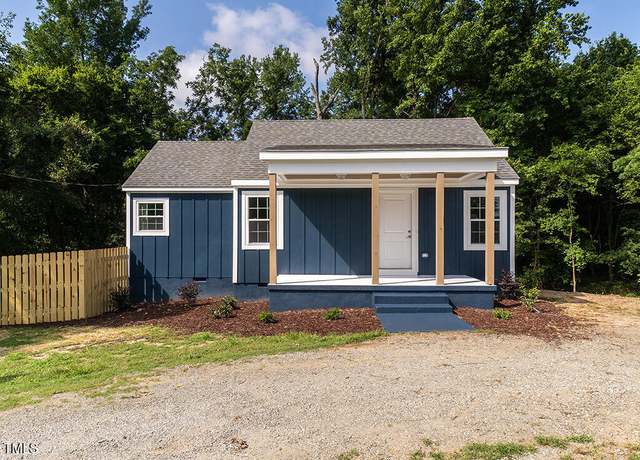 Property at 2702 Durham St Ext, Burlington, NC 27217, 2 beds, 1 bath