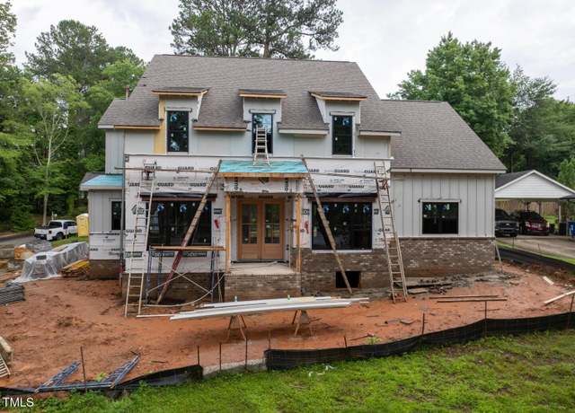 Property at 5107 Hearth Dr, Raleigh, NC 27609, 4 beds, 4.5 baths