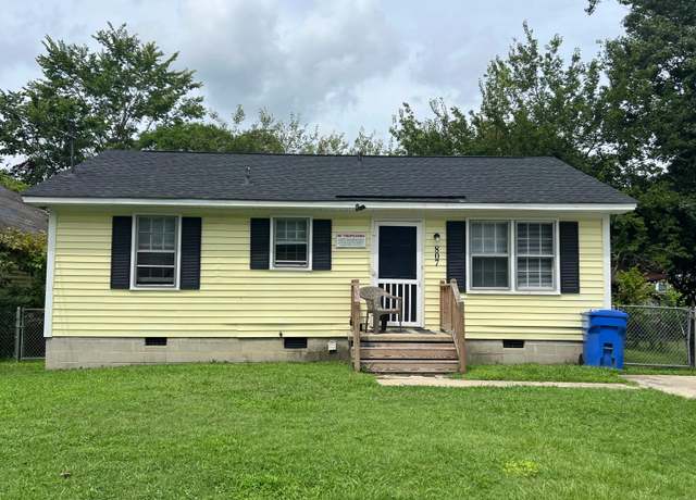 Property at 807 Vance St E, Wilson, NC 27893, 3 beds, 1 bath