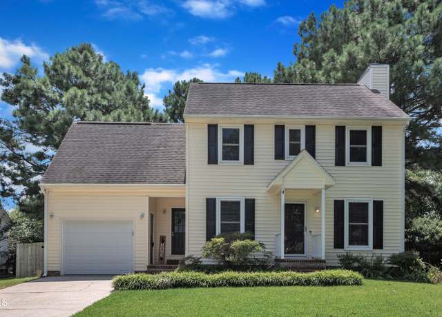 Property at 204 Perry Farms Dr, Apex, NC 27502, 3 beds, 2.5 baths
