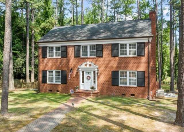 Property at 636 Palmer Dr, Sanford, NC 27330, 3 beds, 2.5 baths