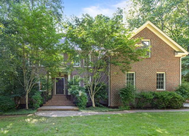 Property at 1003 Gloucester Ct, Chapel Hill, NC 27516, 5 beds, 3.5 baths