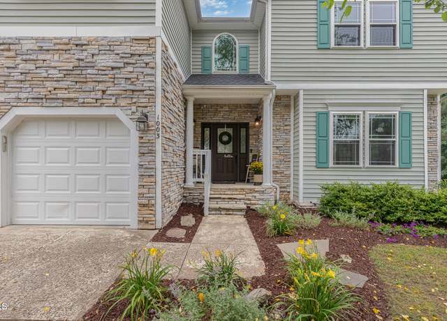 Property at 1003 Burnt Hickory Ct, Apex, NC 27502, 4 beds, 2.5 baths