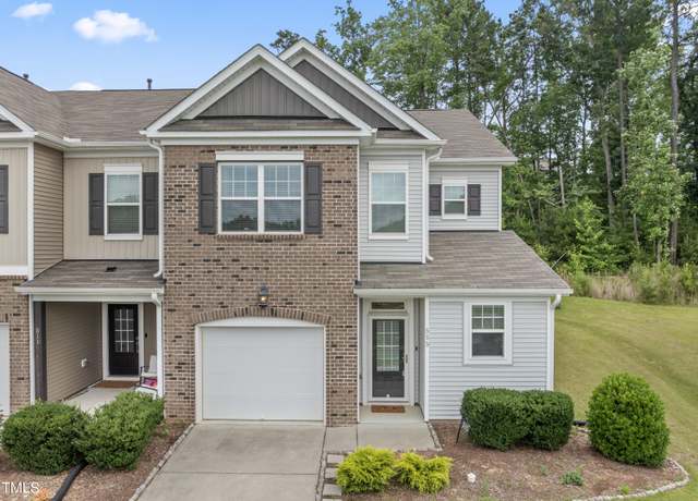 Property at 515 Historic Dr, Hillsborough, NC 27278, 3 beds, 2.5 baths