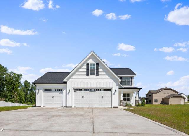 Property at 98 Thistle Ct, Sanford, NC 27332, 3 beds, 2.5 baths