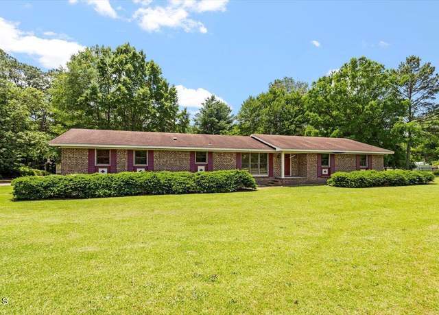 Property at 462 Sullivan Rd, Selma, NC 27576, 3 beds, 2.5 baths