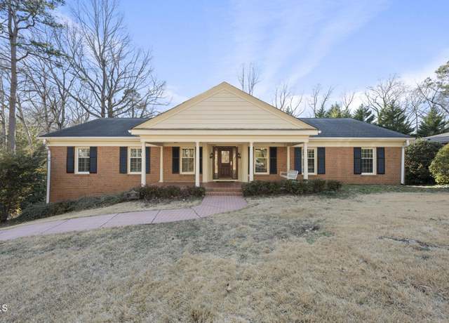 Property at 1401 Granada Dr, Raleigh, NC 27612, 6 beds, 4 baths