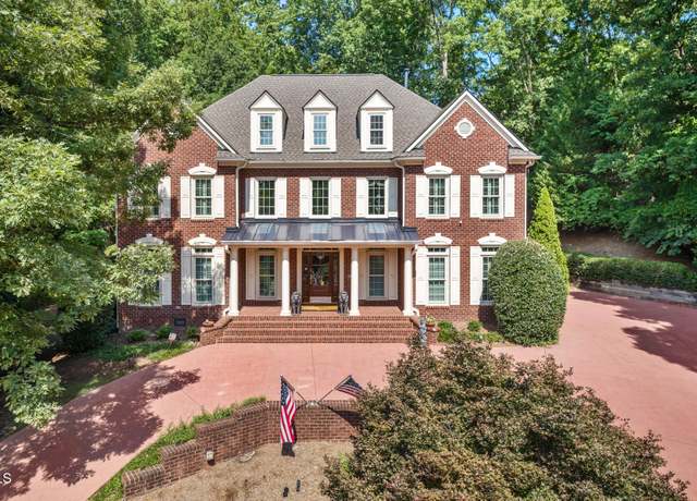 Property at 405 Silver Creek Trl, Chapel Hill, NC 27514, 5 beds, 4.5 baths