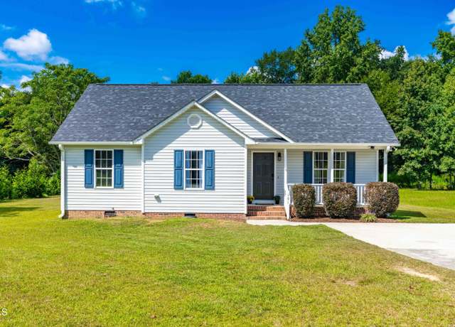 Property at 101 Kristina Dr, Selma, NC 27576, 3 beds, 2 baths