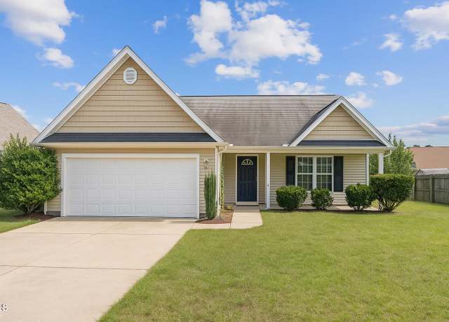 Property at 2513 Hunting Bow Dr, Hope Mills, NC 28348, 3 beds, 2 baths