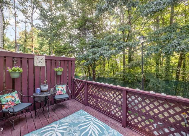 Property at 5538 Sharpe Dr, Raleigh, NC 27612, 2 beds, 2.5 baths