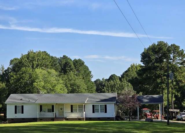 Property at 4562 Hight Rd, Oxford, NC 27565, 4 beds, 3 baths