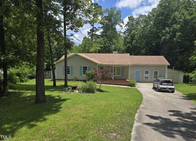 Property at 928 Magnolia Ridge Way, Fuquay Varina, NC 27526, 3 beds, 2 baths
