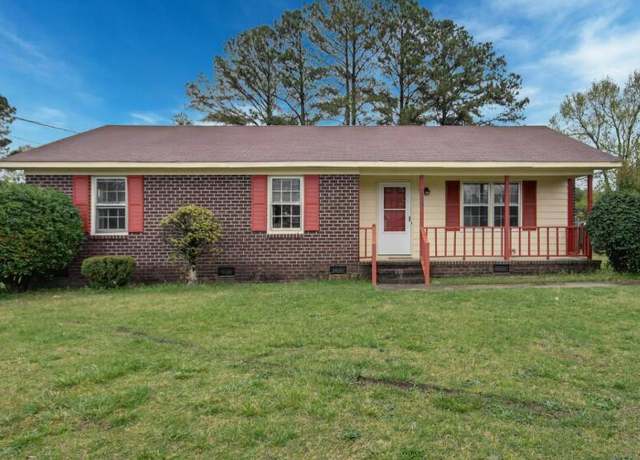 Property at 713 Marlboro Pl, Rocky Mount, NC 27801, 3 beds, 2 baths