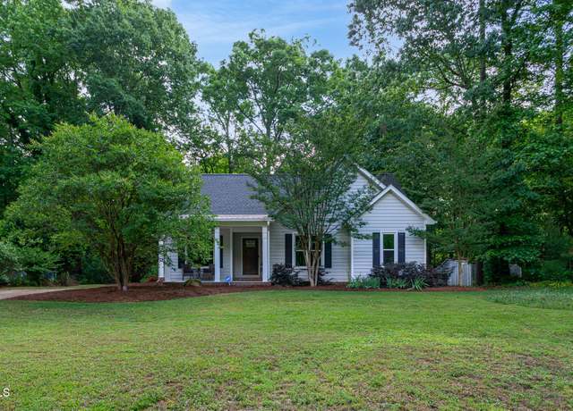 Property at 175 Fox Run Rd, Youngsville, NC 27596, 3 beds, 2 baths