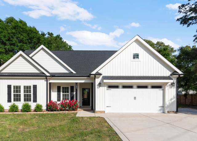 Property at 186 N Ashe Ave, Dunn, NC 28334, 3 beds, 2 baths