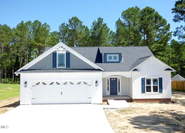 Property at 776 Shade Tree Rd, Benson, NC 27504, 3 beds, 2 baths