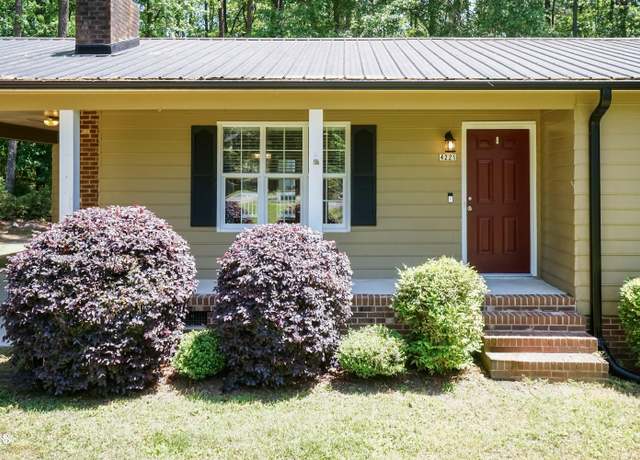 Property at 4221 River Run Dr, Sanford, NC 27332, 3 beds, 1.5 baths