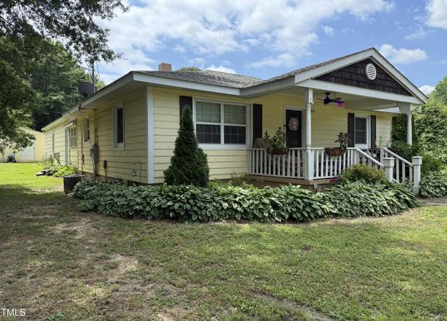 Property at 9439 Clayton Blvd, Clayton, NC 27520, 3 beds, 2 baths