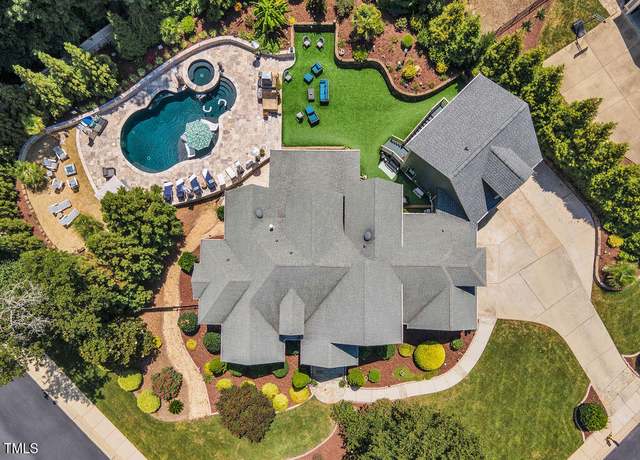 Property at 23 Watrus Dr, Clayton, NC 27527, 5 beds, 4.5 baths