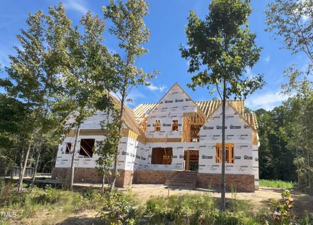 Property at 405 Lila Dr, Pittsboro, NC 27312, 4 beds, 6 baths